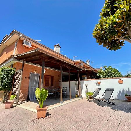 Villa Marina Torvaianica Bagian luar foto